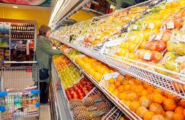 Frutas frescas y hortalizas con los mayores incrementos de precios en la canasta básica del mes pasado, según BCP