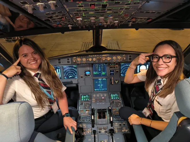 El 100% de la tripulación de los vuelos de JetSmart estará compuesta compuesta por mujeres por el 8M.