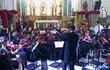 El Coro y Orquesta de la Escuela Municipal de Música de San Lorenzo (OCSAL) brindó un espectáculo cargado de Villancicos de Navidad y música clásica.
