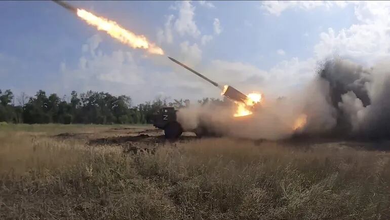Una lanzadera rusa de misiles abre fuego en Ucrania.