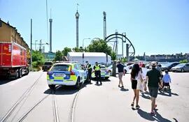 La Policía de Suecia en el parque de atracciones donde se registró una tragedia.