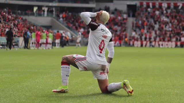 Gabigol anotó los dos goles del Flamengo
