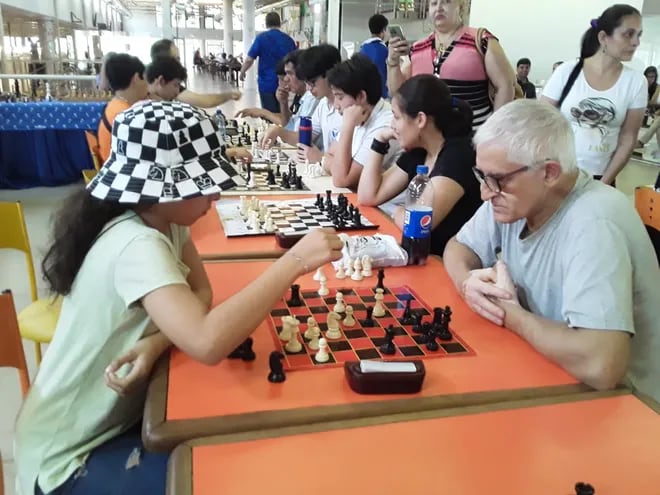El ajedrez es un deporte para practicantes de todas las edades. En el Colegio de Goethe los que jugarán este fin de semana serán los padres de alumnos de instituciones educativas privadas.