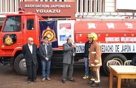 los-bomberos-voluntarios-de-yguazu-recibieron-del-gobierno-de-japon-la-donacion-de-un-nuevo-carro-hidrante-para-ampliar-los-servicios-que-prestan-211801000000-1338747.jpg