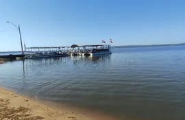 Las aguas del Lago Ypacaraí son un recurso hídrico abandonado por el estado