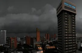 Tormenta eléctrica en Asunción