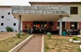 Una docente, víctima de un posible intento de feminicidio, se encuentra internada en el IPS de Concepción.