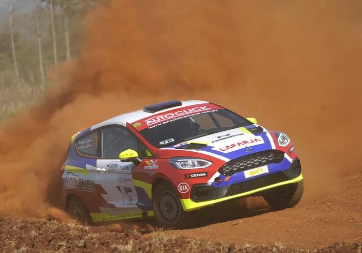 Sebastián Lafarja y Juan José Bilbao lograron el triunfo en la general tracción sencilla y la RC4A con Ford Fiesta Rally 4.