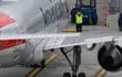 La empresa brasileña Embraer, tercera mayor fabricante de aviones del mundo, anunció este lunes que la estadounidense American Airlines le encargó hasta 133 unidades de su modelo E175, en un negocio que, de concretarse completamente, ascenderá a 7.000 millones de dólares.
