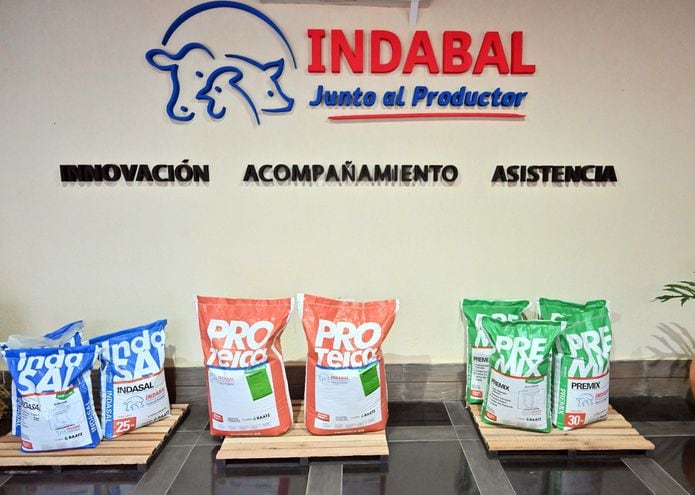 La empresa Indabal realiza una constante inversión en producción, logística y tecnológica, para brindar productos de calidad a los productores del campo.