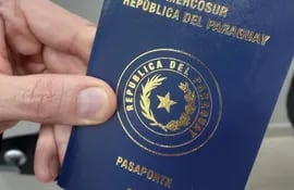 Nuevo pasaporte con chip.