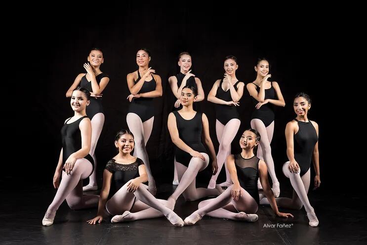 Bailarinas que participan constantemente en competencias nacionales e internacionales forman parte de este elenco. Fotografía: Alvar Fañez.