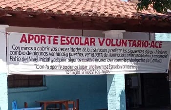 Pasacalles de aporte voluntario en escuela Santa Lucía de Lambaré.