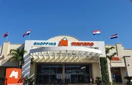 El Shopping Mariano es el epicentro de compras, entretenimiento y gastronomía de la ciudad de Mariano Roque Alonso. Este octubre se conmemora el mes de su aniversario N° 13.