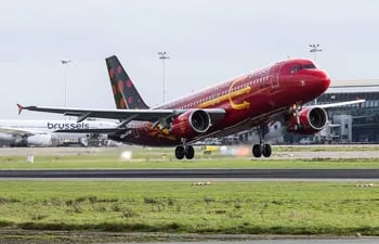 Un avión de Brussels Airlines repostado con queroseno sostenible salió por primera vez este domingo desde el aeropuerto de Bruselas con destino a la ciudad española de Málaga.