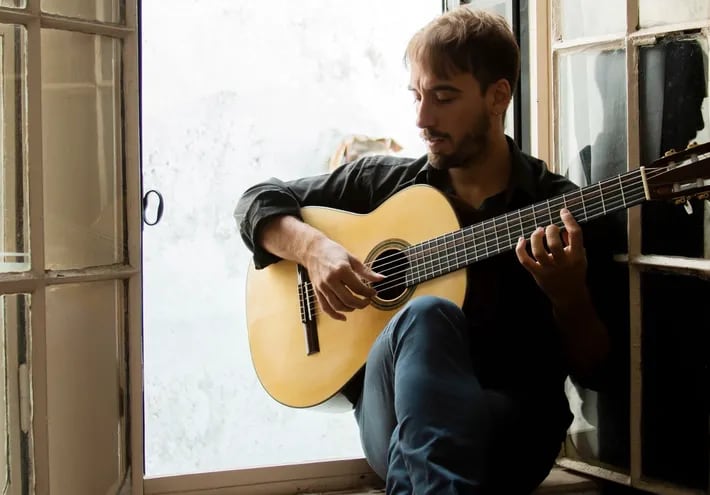 El guitarrista y docente argentino Francisco Alonso será el primer disertante de Pu Joa.