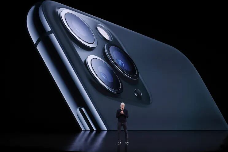 El Ceo de Apple, Tim Cook, anunció que ya viene el nuevo iPhone 13 vendrá equipado con nueva tecnología de comunicación por satélite