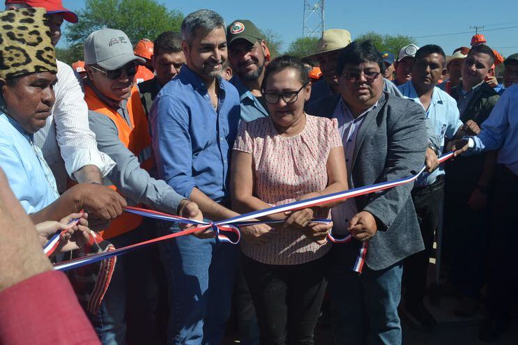 El presidente Mario Abdo Benítez inauguró el primer tramo de la Bioceánica.