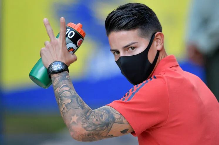 James Rodríguez niega problemas con el seleccionador de Colombia.