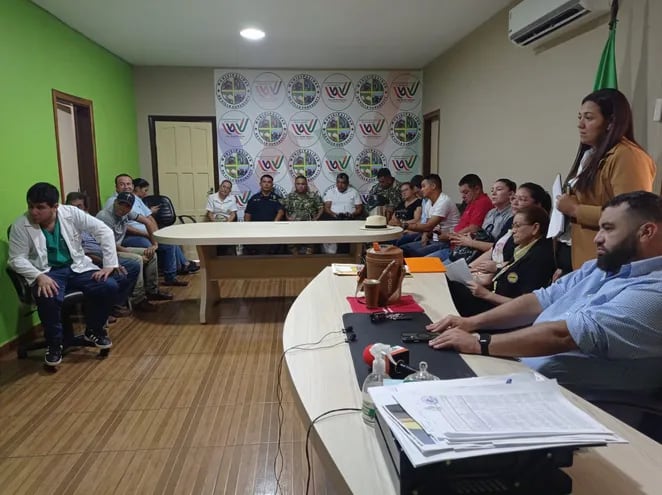Encuentro en el que se organizó la minga ambiental en Curuguaty, convocado por el intendente Walter Ramírez