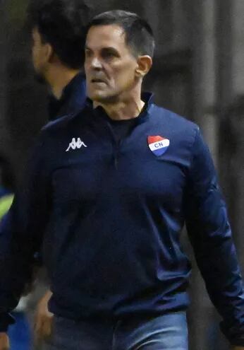 Víctor Ceferino Bernay, técnico de Nacional.
