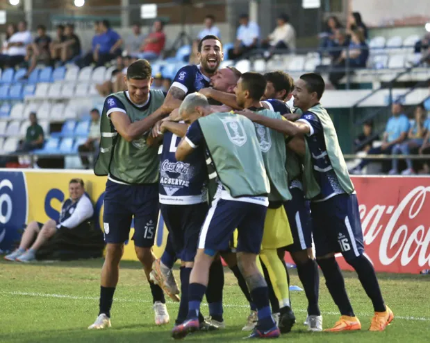 Sportivo Ameliano goleó y ya está en octavos de la Copa Paraguay