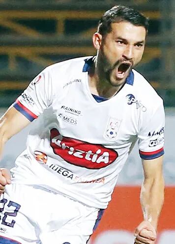 Gustavo Guerreño, 29 años, goleador del Melipilla.