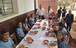 El lanzamiento del programa de almuerzo escolar se realizó en la Escuela Virgen de Lourdes de San Estanislao, una de las instituciones beneficiadas de la zona.