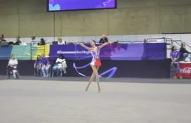 La gimnasta Valery Vera conquistó la medalla de plata en Berlín, la primera para nuestro país.