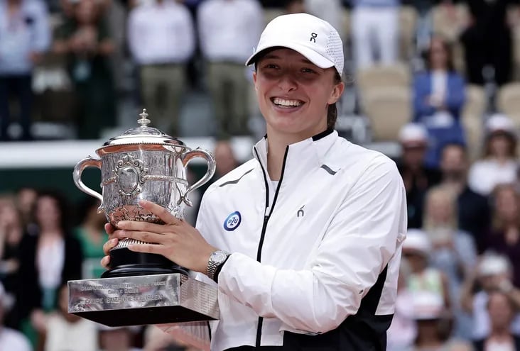 La polaca Iga Natalia Swiatek (22 años) se consagró por tercera ocasión campeona de Roland Garros.