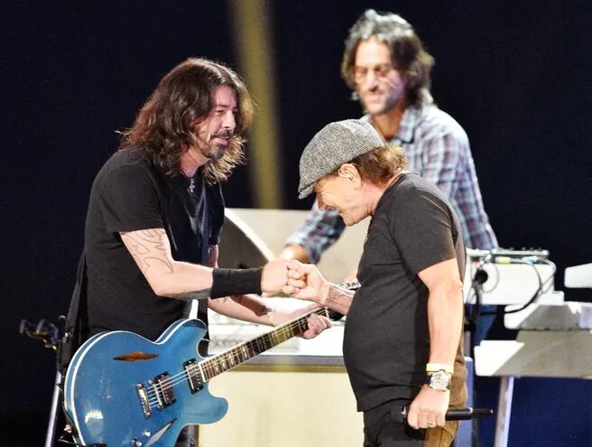 Foo Fighters tendrá como invitado a Brian Johnson, de AC/DC.
