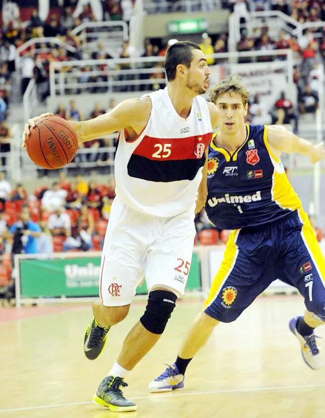 Bruno Zanotti, otro que se destaca en parquet foráneo Deportes ABC