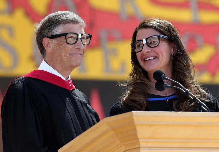 Bill Gates y Melinda, en una foto de archivo. Se divorciaron este año luego de 27 años de matrimonio y ahora preparan la boda de su hija Jennifer.