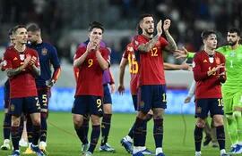 España lidera su grupo rumbo a la Eurocopa
