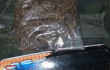 Policía incautó droga de la mochila de un alumno en Fernando de la Mora