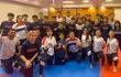 La frondosa delegación paraguaya que competirá en el Campeonato Sudamericano de Karate y Parakarate, está conformada por 35 atletas. Las justas se iniciaron ayer en São Bernardo do Campo, Estado de São Paulo.