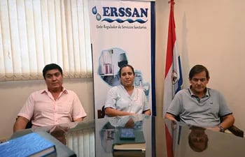 Funcionarios de Erssan realizaron días atrás una inspección a la estación de Essap en Viñas Cué. Encontraron que la calidad del agua era buena, pero que las plantas urgen refacciones.