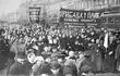 Miles de mujeres se manifestaron el 23 de febrero (el 8 de marzo, en nuestro calendario) de 1917 en Petrogrado.