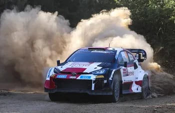 El actual campeón del mundo, Kalle Rovanperä, lidera con el Toyota Yaris GR el exigente Rally de Portugal, quinta prueba del WRC.
