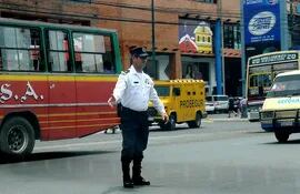 policia-municipal-de-transito-uniforme-134705000000-502802.jpg