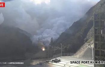Captura de pantalla del video que muestra el incendio que sufrió el cohete de una empresa privada japonesa.