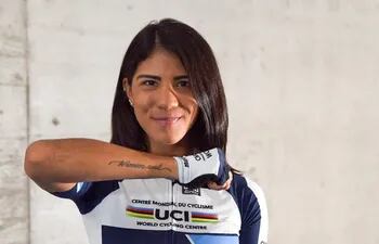 La joven ciclista guaraní, Agua Marina Espínola (23), no solo consiguió ganar carreras dentro y fuera del país, sino también clasificó a los Juegos Olímpicos Tokio 2020.