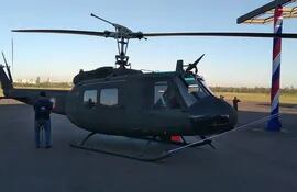 Uno de los tres helicópteros donados por China Taiwán