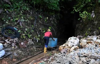Un minero trabajando en una mina en la zona de Bolívar, Venezuela. (foto ilustrativa).