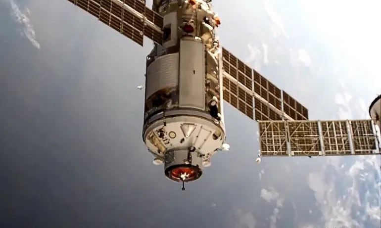El módulo de laboratorio multiusos ruso "Nauka" (Ciencia) acoplado a la Estación Espacial Internacional (ISS).