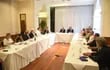 Vista de la reunión que se realizó el pasado viernes en el Hotel La Misión con el comisario de Medio Ambiente de la Unión Europea, Virginijus Sinkevicius y los representantes del sector privado de Paraguay.