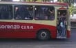 el-mopc-dice-que-las-lineas-deben-reducir-frecuencia-de-salida-de-buses-para-evitar-que-los-pasajeros-viajen-de-esta-manera-haran-falta-mas-omnibus--202454000000-1303017.jpg