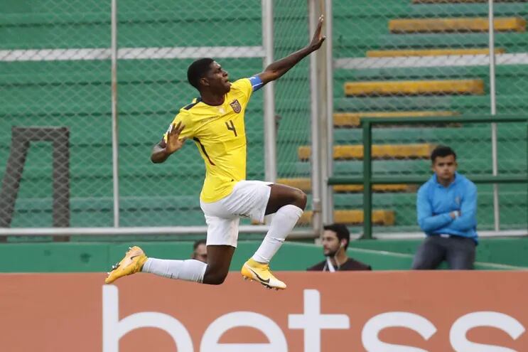 Garis Mina de Ecuador celebra el gol frente a Bolivia, ayer en un partido de la fase de grupos del Campeonato Sudamericano Sub 20. EFE