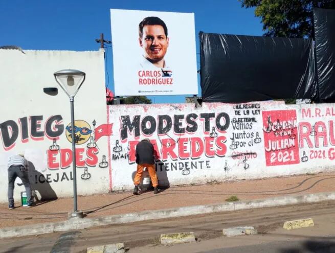 El TSJE y la Fiscalía coordinaron un  operativo contra la propaganda electoral ilegal en Mariano Roque Alonso.