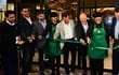 Anoche se realizó la inauguración oficial de la primera tienda Starbucks en Paraguay.